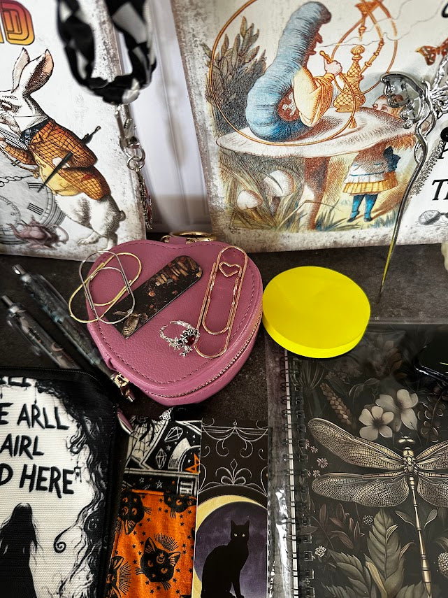 Alice-Inspired “We’re All Mad Here” Boo Box – 10+ Piece Set