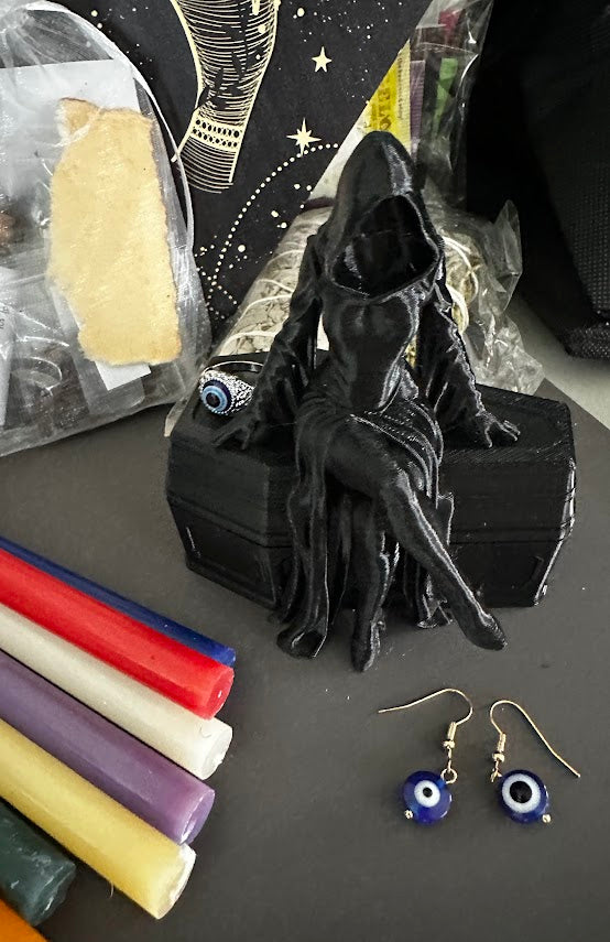 Witchy Boo Basket II – Protection Chant Sign, Esoteric Art, Evil Eye Jewelry & Spell Kit