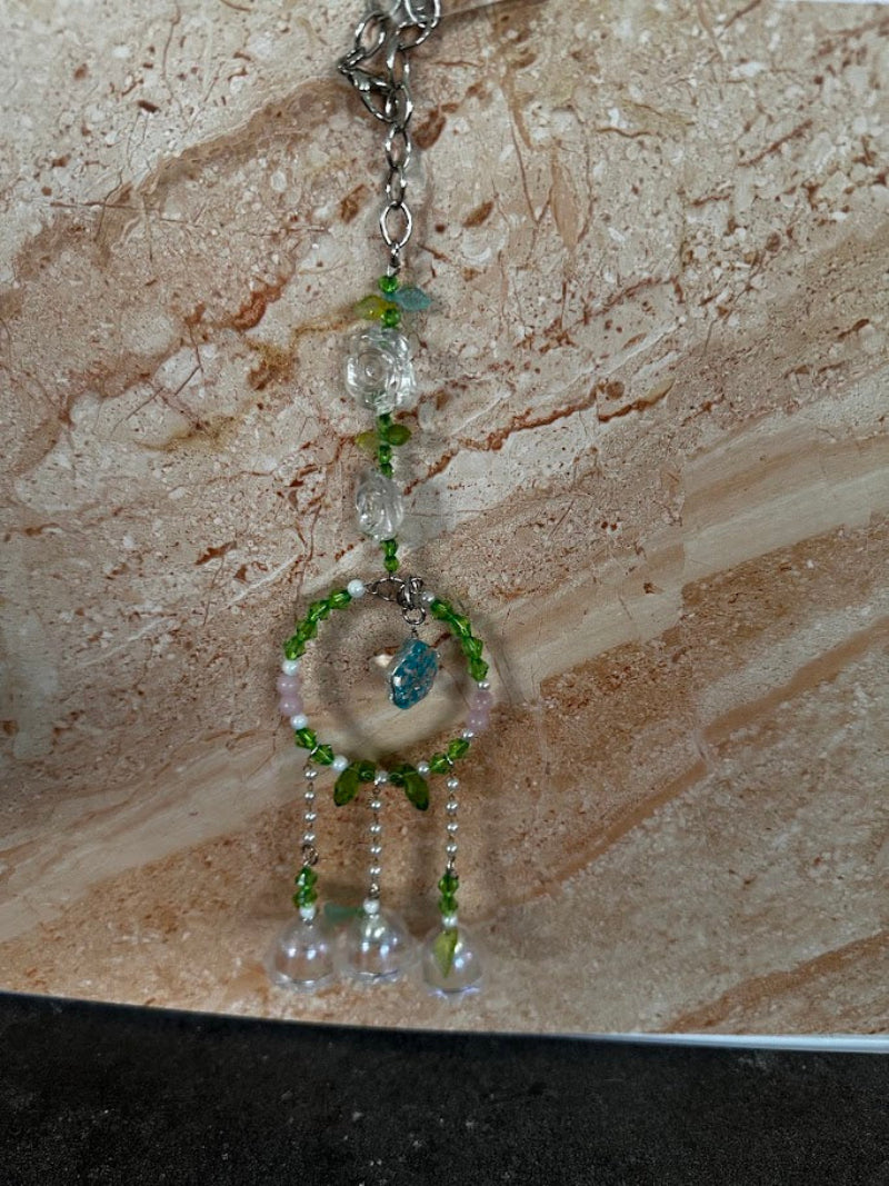 Sara’s Suncatchers – Rose Quartz & Green Aventurine Three-Drop Visor Charm