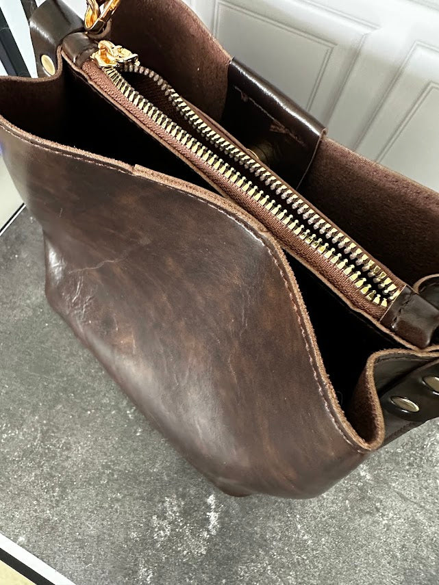 Chalieyr Brown Steampunk Shoulder Bag with Gear & Clock Charms