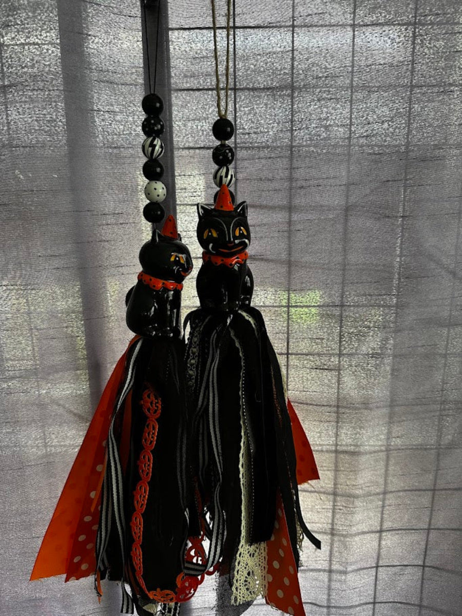 Vintage Halloween Black Cat Tassel Decoration – Sold Individually